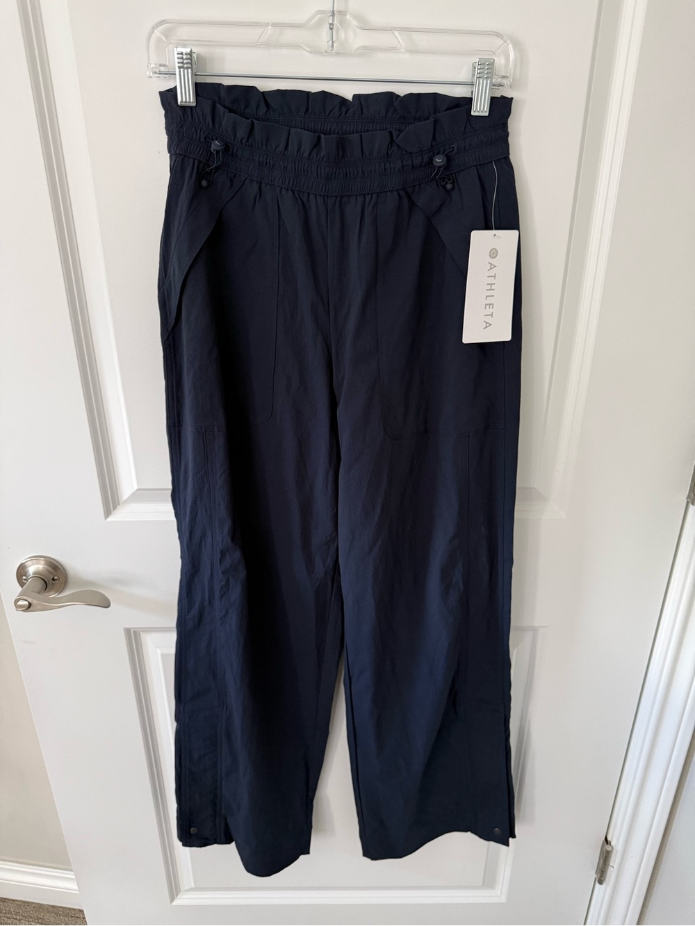 Athleta Trekkie Parachute Pants NEW
